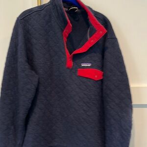 Patagonia Quilted Pullover in Navy and Red